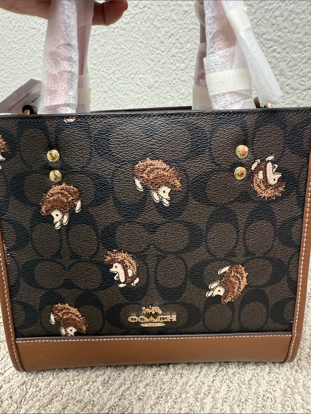 Coach CC769 Dempsey Tote 22 Signature Satchel with Red Handles and Tag - Picture 8 of 13